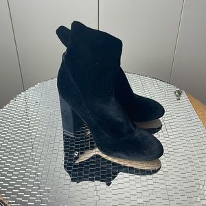 Black Velvet Sam Edelman Booties size 7